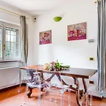 Guesthost - Residenza Menta E Rosmarino 公寓 *