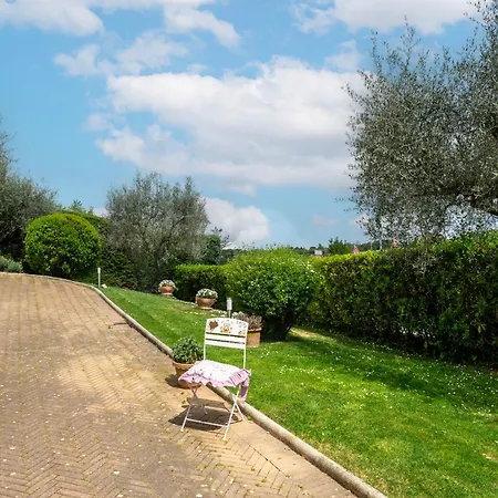 Guesthost - Residenza Menta E Rosmarino Apartman Perugia