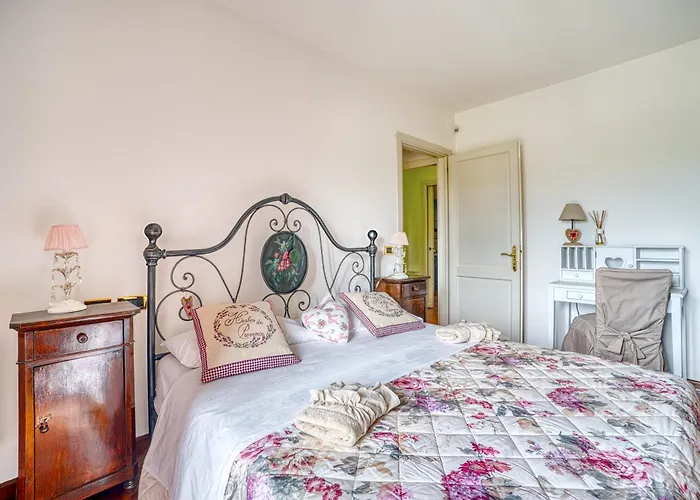 Residenza Menta E Rosmarino بيرودجا